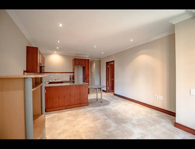 2 BEDROOM APARTMENT FOR SALE IN NEWLANDS